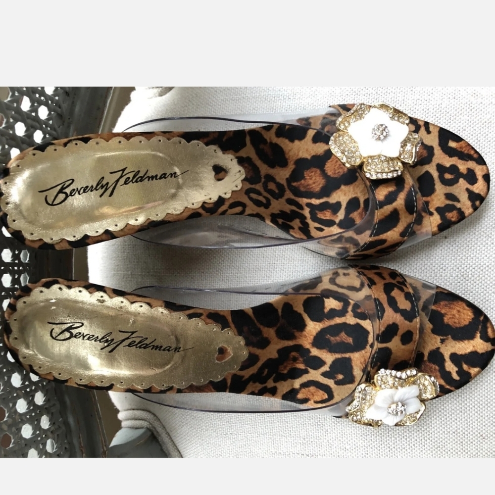 BEVERLY FELDMAN SANDALS SIZE 8 - Picture 2 of 8